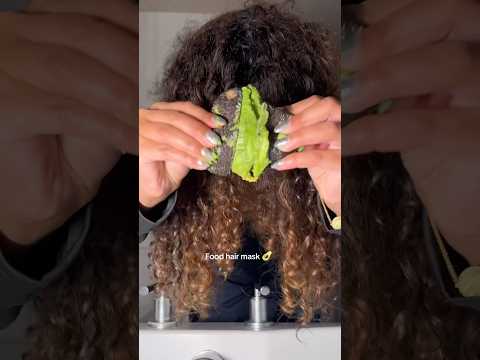 🥑 + 🍯 + 🥚 + 🫒 #curls #curlyhair #curlyhairmask #curlyhairroutine