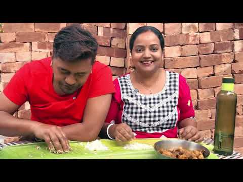 Eating Show - অনেকদিন পরে বাড়ির উঠোনে বসে কলাপাতায় লাঞ্চ করলাম | Mutton Kosha | Dim Begun Vorta