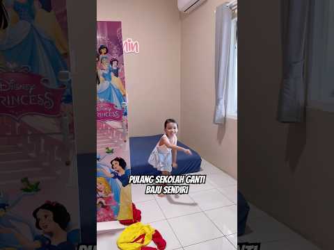 Pake baju kelekan kak sumuk😂 #shortviral #shortsvideo #shorts #trending #viralvideo #fypシ #funny