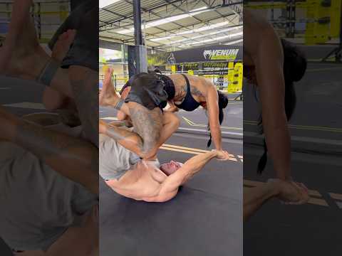 Warning: Guard your neck.๐ฅโ ๏ธ insta:sweet.blackangelvix tiktok:blackangel_rose #shorts