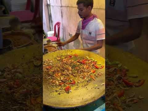 Chole Kulche बनाने का ऐसा तरीका देखा नही होगा कभी | Indian Street Food