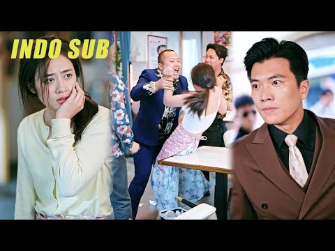 Nyonya beri mangkuk mie pada pengemis,10 tahun kemudian dia jadi jutawan dan pukul preman yang buli!