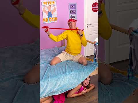 He hid the girl under the bed 🤫