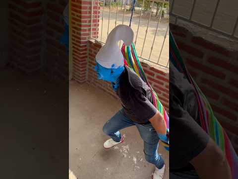 Se durmió y pitufo despertó #humor #comedia