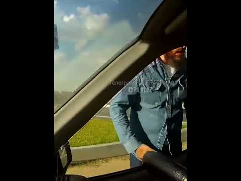 В Москве бородач грубо нарушил правила и взбесился #carcrash #авария #драка #москва