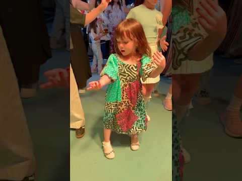 Hadi yandan 🥰 #konser #dans #viralvideo