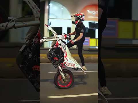 Anak Supermoto freestyle Video Source : Bemskuy