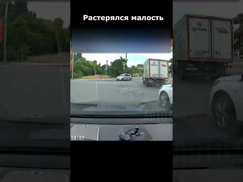Водитель бмв не ожидал такого! тгк: durakinadorogee #дуракинадороге #shorts