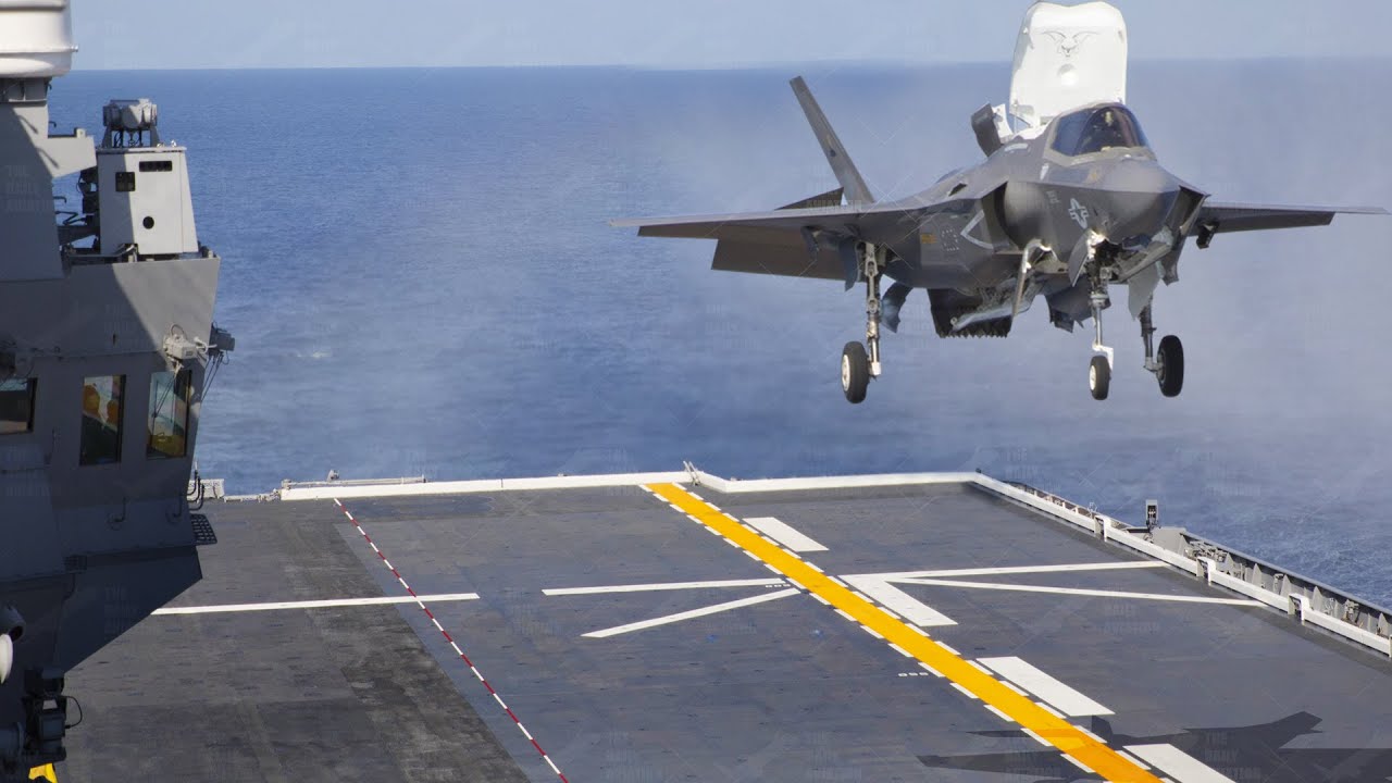 US F-35 Stealth Jet Mesmerizing Helicopter Style Landing at Sea￼