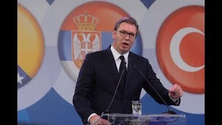 Vučić: Da smo gradili puteve, a ne mržnju izbegli bi katastrofe