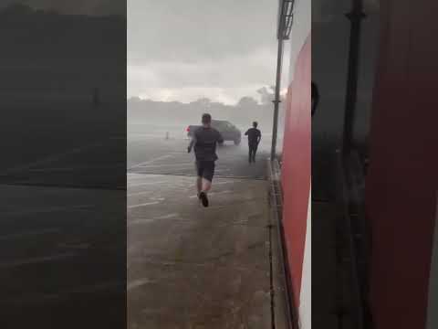 “GetThere-ITIS”. Trying to beat a Storm with Tops at FL510 is wild. Another 30 seconds and 😳