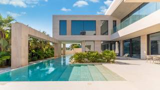 Inside an Exclusive 7-Bedroom Dubai Mansion with Resort-Style Amenities