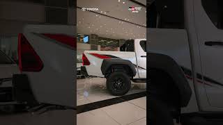 Hilux GR...