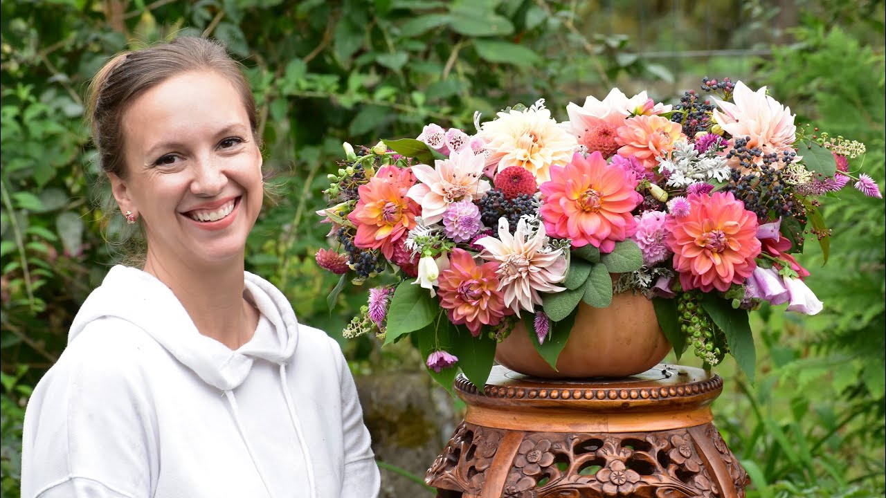 Pumpkin Flower Arrangement Pumpkin Centerpiece Cut Flower Garden VLOG