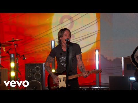 Keith Urban - CHUCK TAYLORS (Live From Jimmy Kimmel Live!)