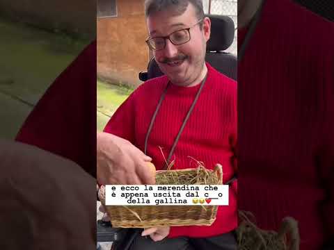La merendina della nonna 🥰❤️ #simonepedersoli #disabilità #nonno #nonna #uovo #merenda
