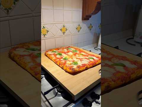 PIZZA IN TEGLIA!! 🍕