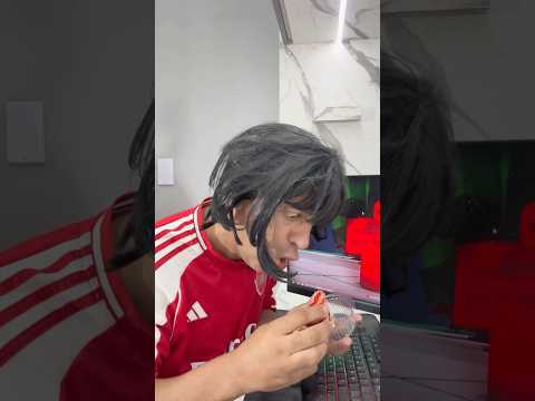 ME ESCONDI DENTRO DO MORANGO DO AMOR DO MEU PAI #criança #infantil #fyp #morangodoamor #roblox