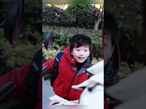 Bir kadın çizimdeki bir çocuğu istedi... Adamın cevabı herkesi şok etti.