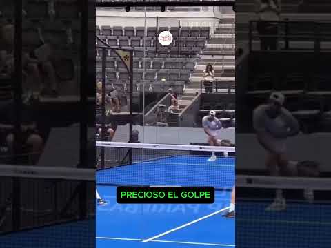 PRECIOSO GOLPE #padel #padeltime #padelmania #padelfun #padelarte