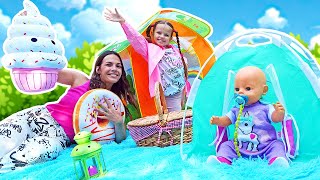 Giochi all'aperto per bambini insieme a Maya e Lina: picnic, bambole e tanto divertimento! 🌞
