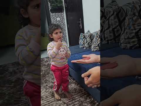 قطعت لسانه ماليكه 😱😱😱 شاهد الصدمه 😂😂😂 #comedy #كرتوناطفال #anasi #funny #كوميديات #اكسبلور #shorts