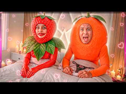 ENCONTRE en LA CAMA a LA SEÑORA FRESA y SEÑOR NARANJA!