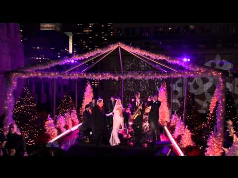 Tony Bennett & Lady Gaga - It Don't Mean a Thing (If It Ain't Got That Swing) New Years Eve [720p]