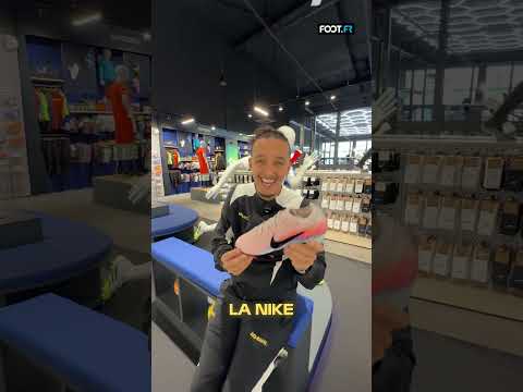 Laquelle tu préfères toi ? 🤔 Toutes dispos sur FOOT.FR et nos 6️⃣ boutiques 🏬#footfr #crampons