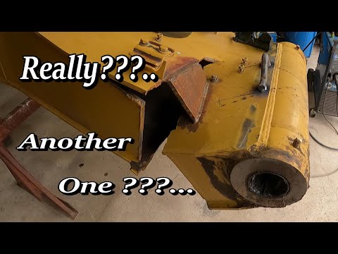 Another Caterpillar 320 Excavator Boom goes Boom!!