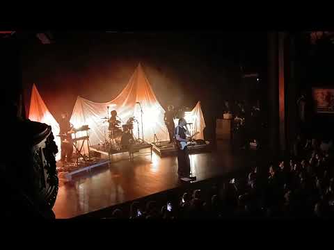 Artemas - Slow dance - live le Trianon à Paris 14/09/2024