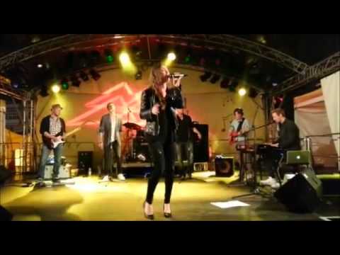 1st class Covermusic - DEAFACT Coverband - California Girls live @ Munich Corso Leopold