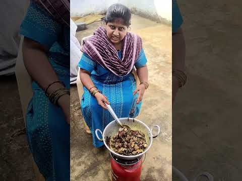 தங்க மயிலே இன்னும் என்ன பண்ற😋