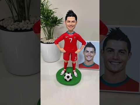 فن الطين لكريستيانو رونالدو 😍