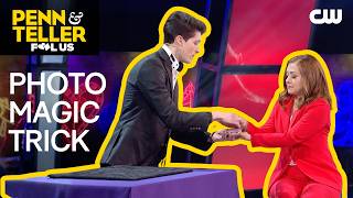 Magician Performs Picture Card Magic Trick | Penn & Teller: Fool Us | The CW