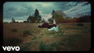 Lela - Línea De Escape