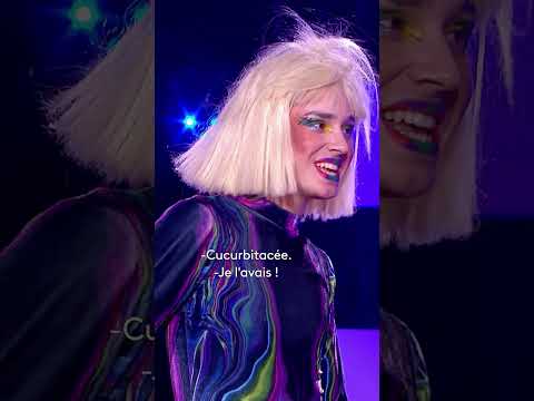 "Un coinnngggg" ?? #dragracefrance #dragrace #dragqueen #shorts