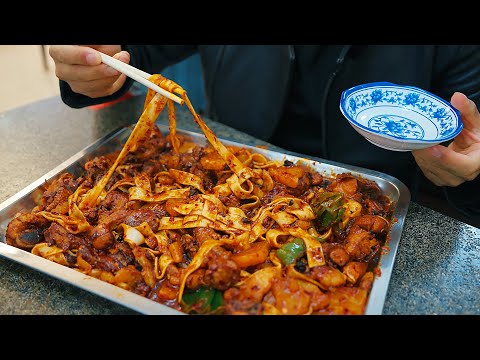 「干炒大盘鸡」大西北兰州有名的特色美食！Dry fried chicken-famous food in Northwest China