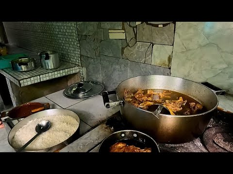 COMIDA DE MÃE - ALMOÇO NA ROÇA