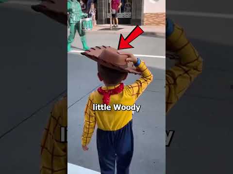 3 Times Disney Characters Meet Their Twin