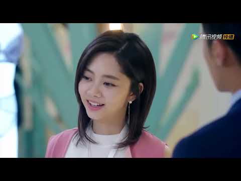 Movie |女孩無意中撞到霸道總裁，總裁一眼認出了她，當場對她產生了好感！ #狐狸的夏天#cdrama#職場#都市愛情
