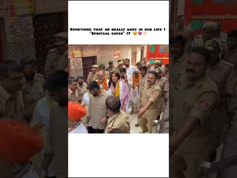 virushka at Hanuman garhi (Ayodhya)!🥹🤌🏻💗#viratkohli#anushkasharma#youtubeshorts#trending#viralvideo