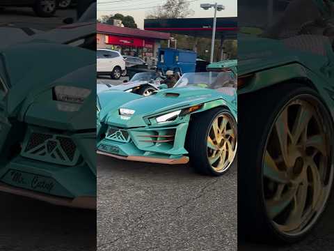 Slingshots Comin Thru on 26’s At the Car Hangout