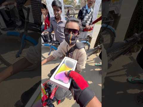 iPhone ke dabbe Mein nikala sabun part -2 #short #shortsvideo #minivloger #dirtbike