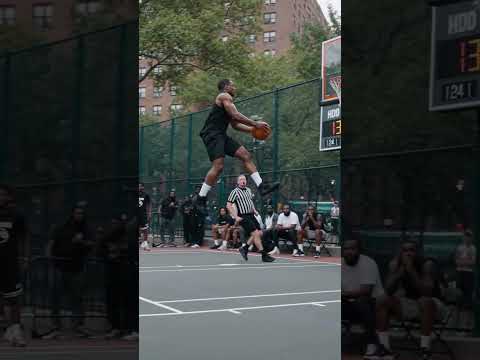 Is that final dunk even physically possible? ๐คฏ