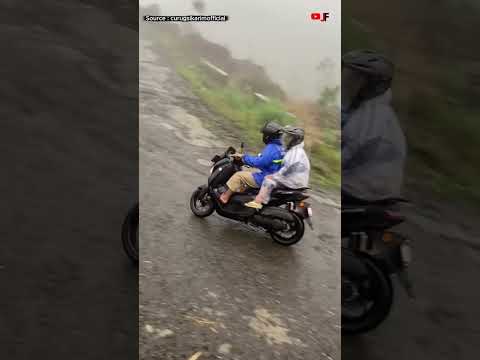 Begini jika NMAX vs PCX vs RX KING nanjak di Sikarim #shorts #reaction