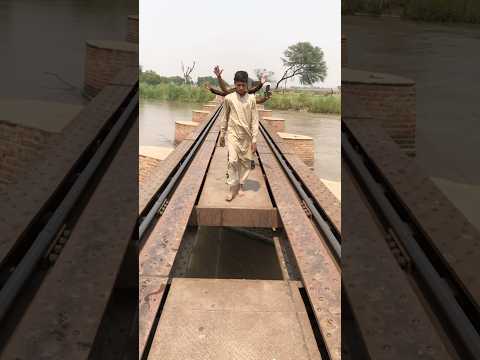 Hi bhi kasmein 🙏#trending 😭#song 😂#shortvideo