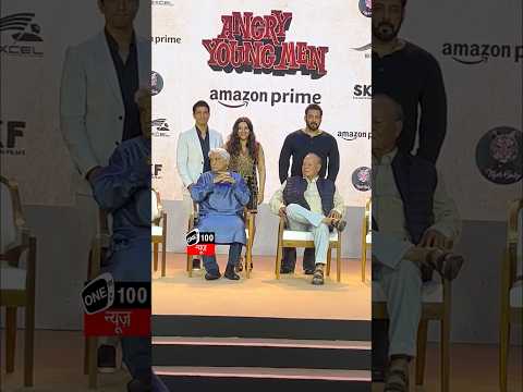 Caring Son Sohail Khan brings chair on stage for 88 Years Old Father Salim Khan #sohailkhan #shorts