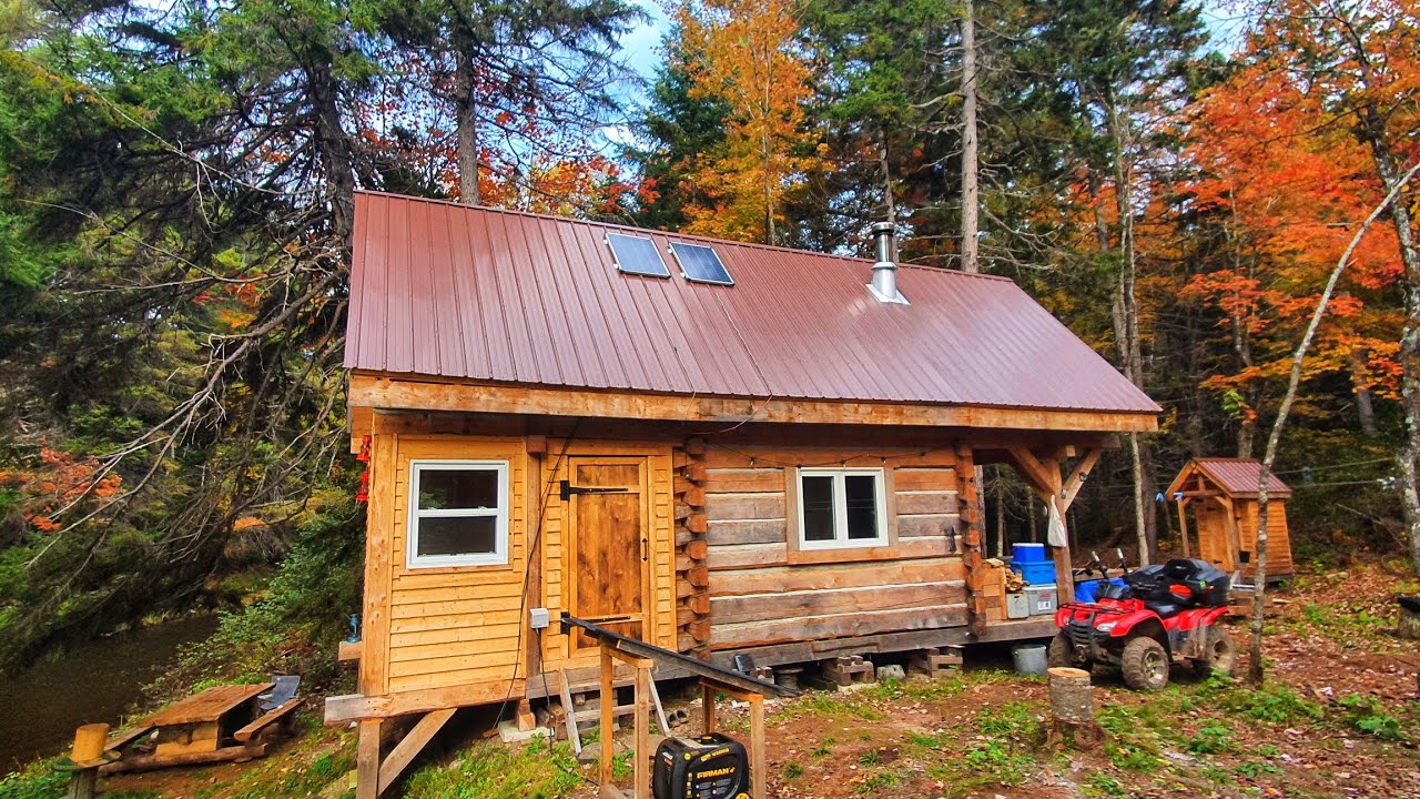 Three Years Building an Off Grid Dovetail Log Cabin in the Canadian Wilderness
