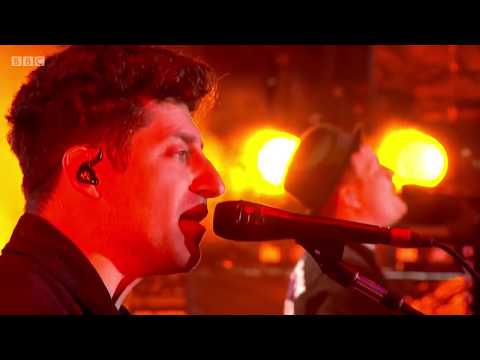 Fall Out Boy - Reading and Leeds Festival 2016 Full Set - HD